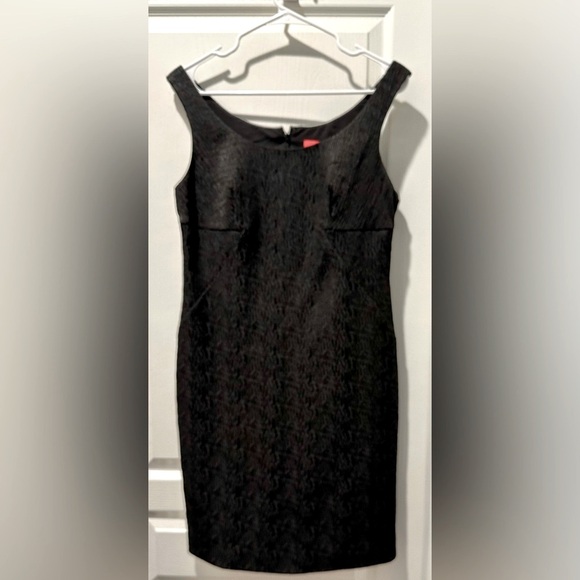 Zac Posen Z Spoke’s Geo Take on Classic Short Sheath Dress w Tank Shoulders - Picture 1 of 6